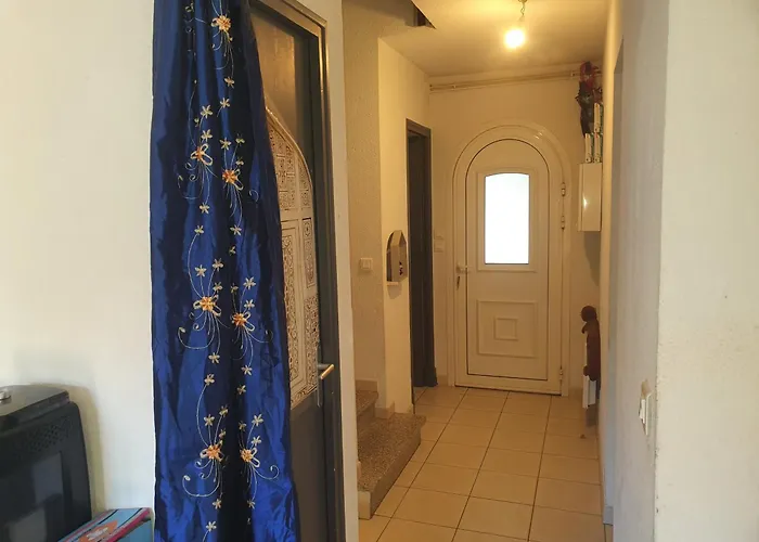 Chez Doudou بيت للعطل *