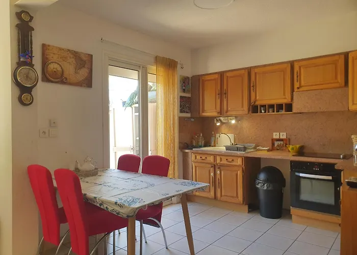 بيت للعطل Chez Doudou قرقشونه